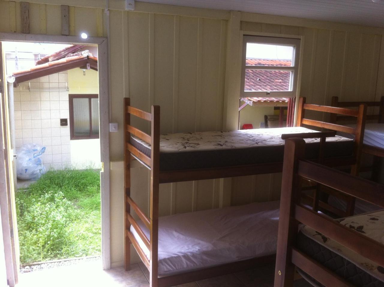 Hostel Casa Da Praia Piçarras Esterno foto